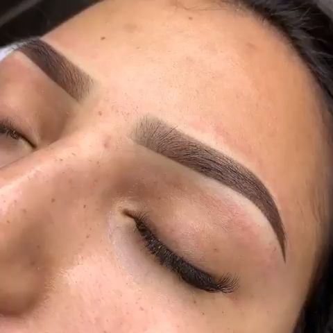 Sombreado de cejas