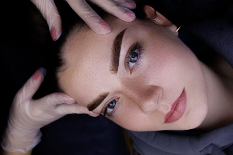 Los Secretos del Maquillaje Permanente para Realzar tu Belleza Natural
